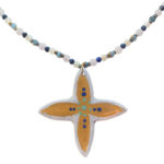 Collar flor cruz
