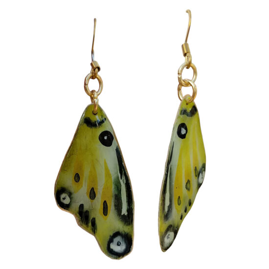 Pendientes alas de mariposas pintadas 02