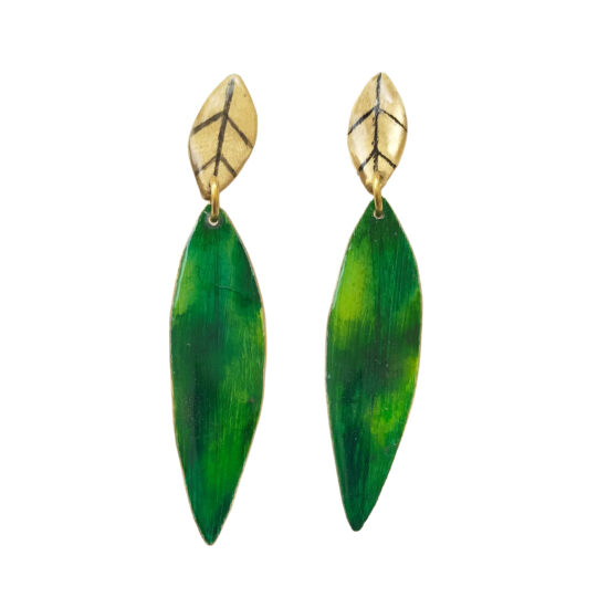Pendientes hojas de latón alargadas verdes